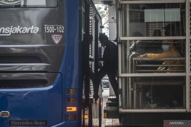 Direvitalisasi, 15 Halte Transjakarta Tutup Sementara