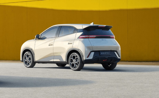 Sengaja Rusak Pasar LCGC? Ini Alasan BYD Atto 1 Harganya Murah