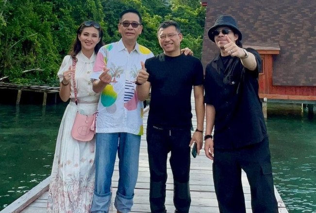 Ada Foto Anang Hermansyah di Instagram Benny Laos, Ternyata...