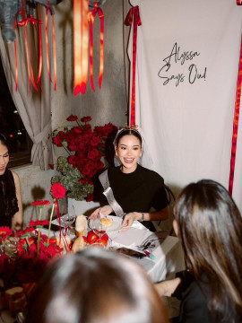 Potret bridal shower Alyssa Daguise. [Instagram @alyssadaguise]