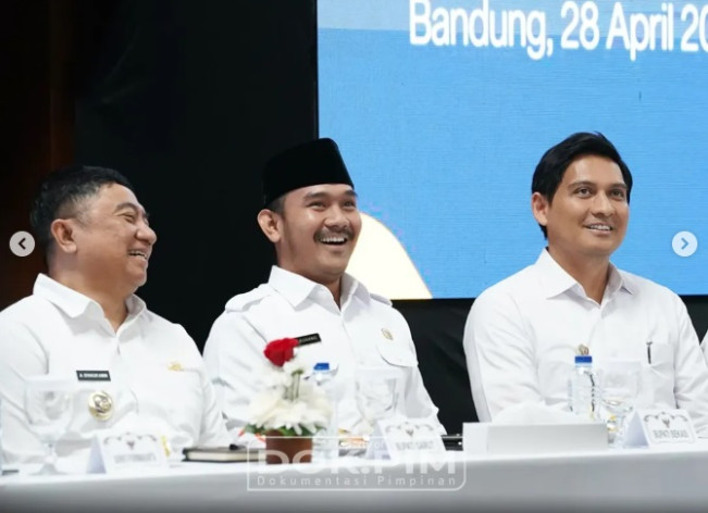 Bupati Bekasi Ade Kuswara Ngamuk! Habisi 1.182 Bangunan Liar, Dijuluki Si Raja Bongkar