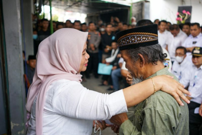Suporter PSS Meninggal Dunia, Bupati Sleman Minta Polisi Usut Tuntas
