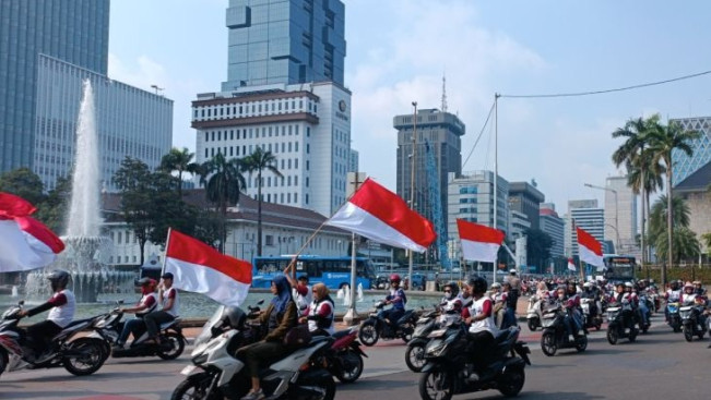 May Day 2025: Ribuan Buruh Mulai Padati Monas
