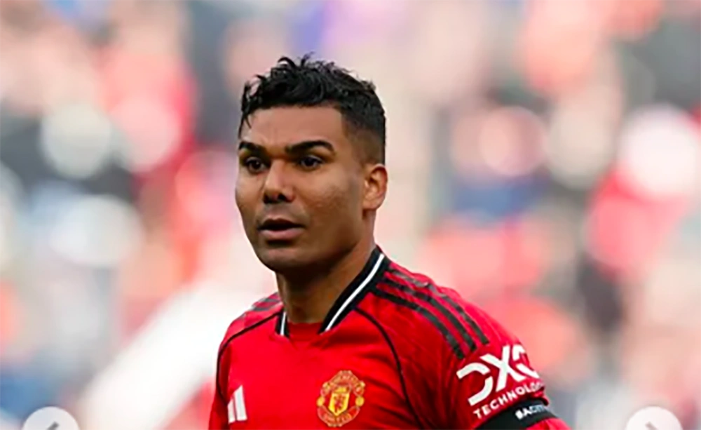 Casemiro Bintang MU se-Harga Rp1,5 Triliun Bersinar Lagi, Rio Ferdinand Sentil Carragher