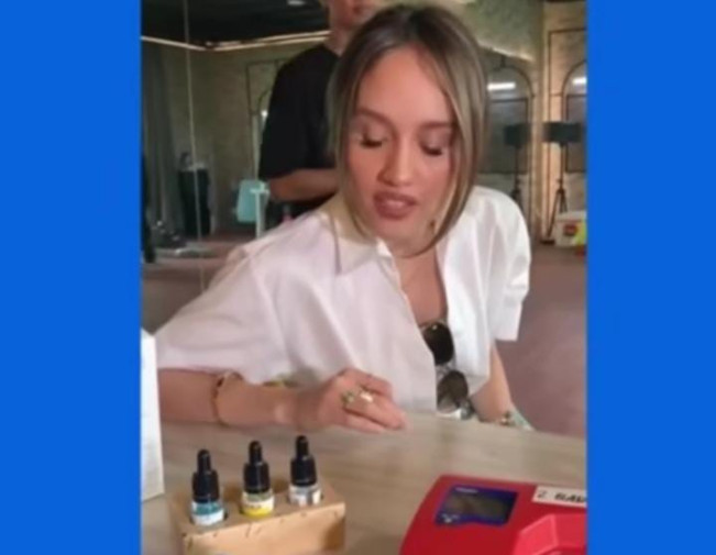 Cinta Laura Lakukan Donor Darah Pertama Kali, Netizen: Paket Komplit