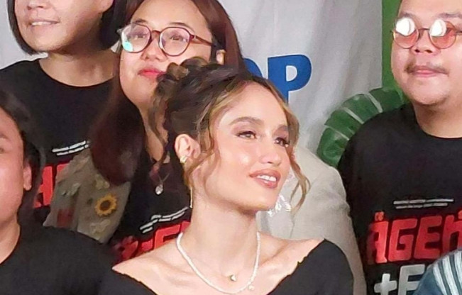 Cinta Laura ditemui di kawasan Kebayoran Baru, Jakarta Selatan, Selasa (3/6/2025). [FTNews.co.id/Selvianus Kopong Basar]