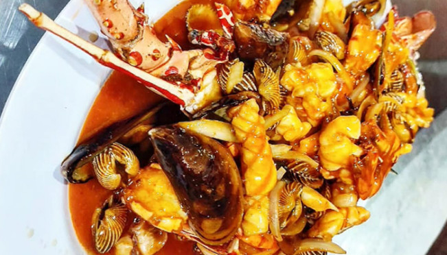 Rekomendasi Tempat Makan Kepiting di Jakarta Selatan untuk Pecinta Seafood