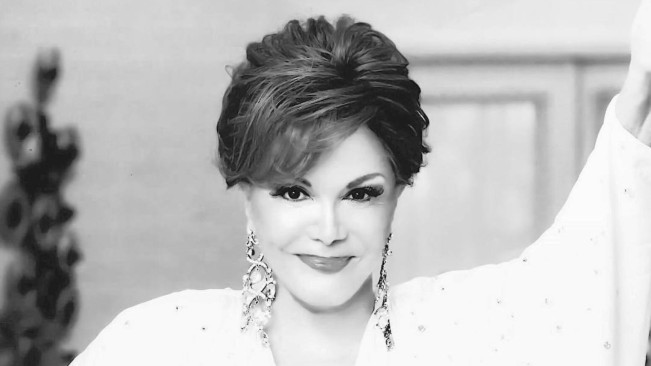 Connie Francis, Penyanyi “Pretty Little Baby” Meninggal Dunia di Usia 87 Tahun