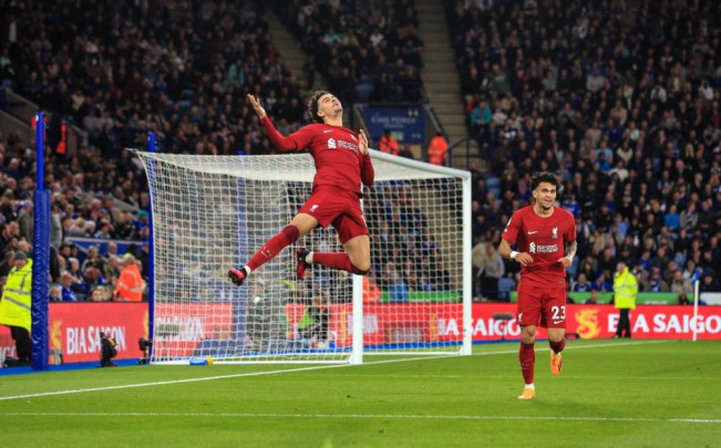 Tiga Gol Liverpool Empaskan Leicester