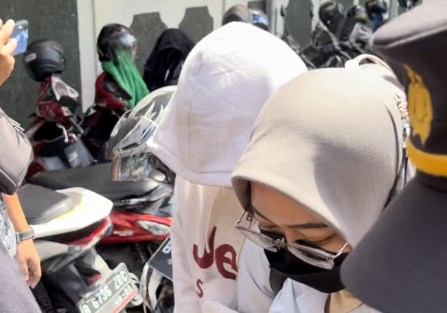 Tiba di PN Jaksel, AG Siap Jalani Sidang Tuntutan