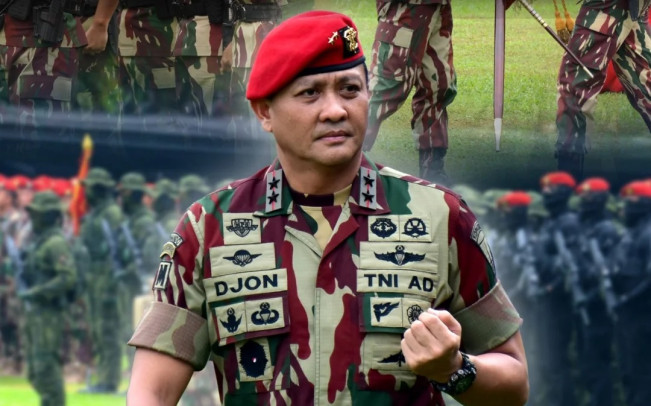 Anggotanya Foto Bareng Hercules, Danjen Kopassus Minta Maaf