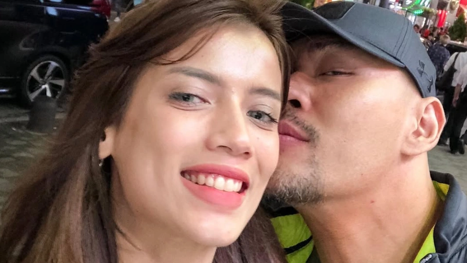 Dari Lamaran Romantis ke Gugatan Cerai, Ini Jejak Cinta Deddy dan Sabrina