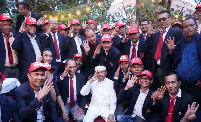 Warga Batak Datangi Lembur Pakuan: Kami Dukung Dedi Mulyadi Jadi Gubernur Jabar