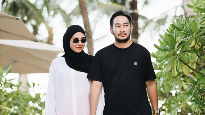 Anniversary ke-7, Intip Perjalanan Cinta Jeje Ritchie Ismail dan Syahnaz Sadiqah yang Makin Harmonis Usai Diterpa Isu Selingkuh
