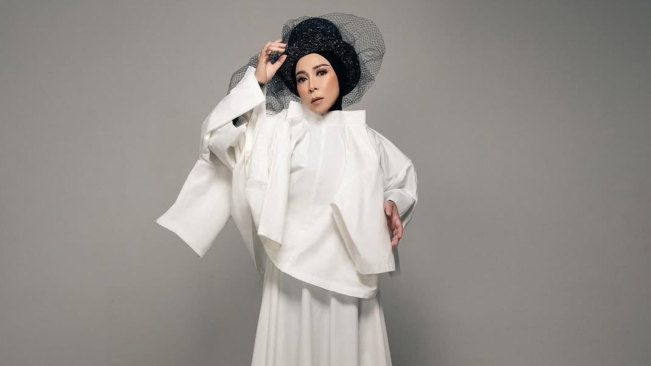 Wajahnya Sempat Jadi Gunjingan, Ini Pengakuan Melly Goeslaw Usai Operasi Plastik