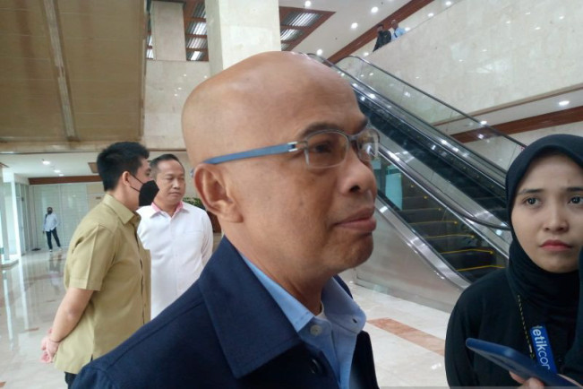 Sahroni: Desmond Politisi yang Miliki Warna Berbeda