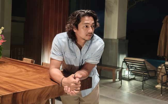 Biografi dan Agama Deva Mahenra, Aktor Kerap Dapat Peran Suami Selingkuh