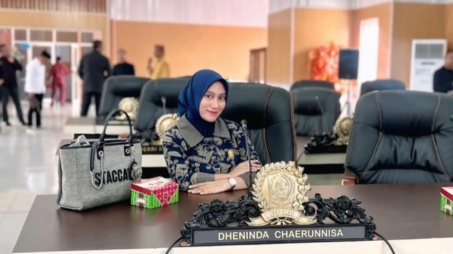 Inikah Akun Instagram Dheninda Chaerunnisa yang Jadi Sorotan Usai Gestur Viral di Gorontalo Utara