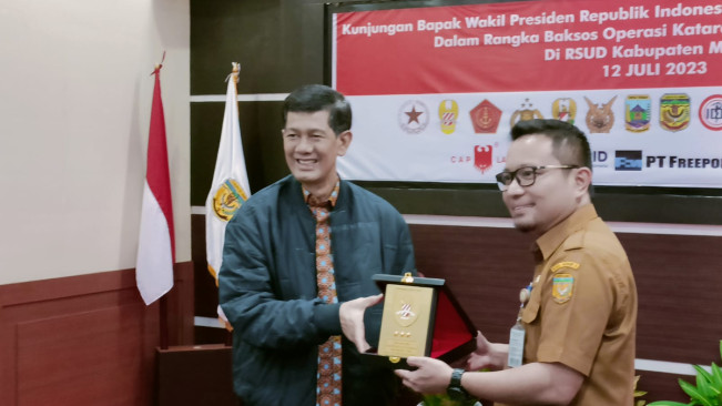 "Kitorang Melihat Terang" Sedot Perhatian Wapres