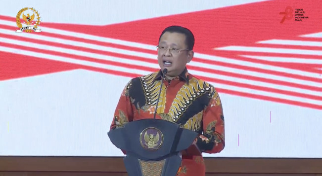 Puji Jokowi di Hari Konstitusi, Bamsoet: Seng Ada Lawan