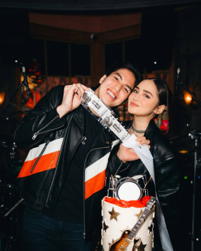 El Rumi Dapat Hadiah Tiket Nonton Konser Oasis (instagram/@elelrumi)