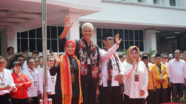 Usai Daftar, Ganjar- Mahfud Bakal Cek Kesehatan di RSPAD 22 Oktober