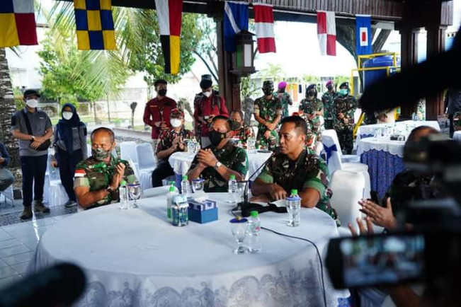 Terbang ke Papua, Panglima TNI: Keberadaan Kodim Masih Kurang, Harus Ditambah