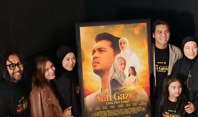 Para pemeran film The Sun Gazer: Cinta Dari Langit. [Foto: FTNews.co.id/Selvianus Kopong Basar]