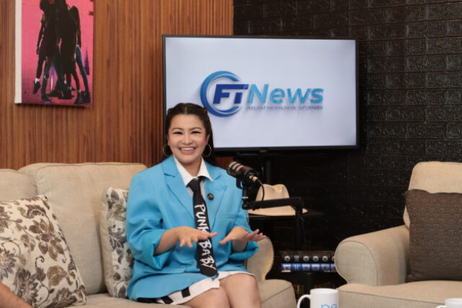 Nonton Langsung, Fitri Carlina Pede Timnas Indonesia Raih 6 Poin Lawan Australia dan Bahrain