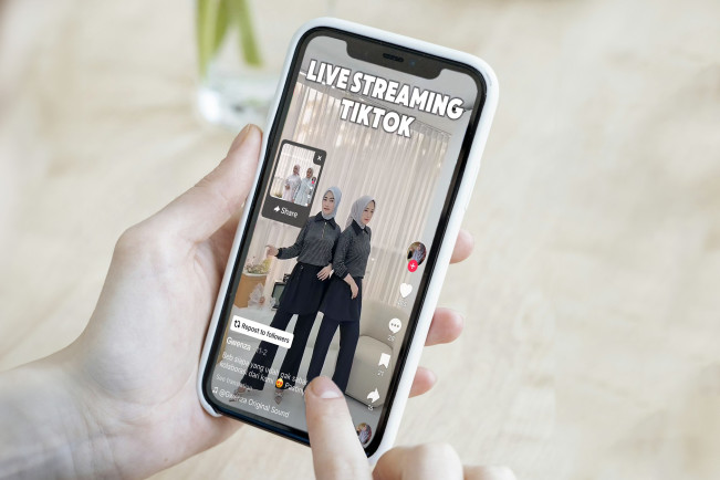 Strategi Jitu Pilih Host Live Streaming untuk Tingkatkan Penjualan Brand Fashion