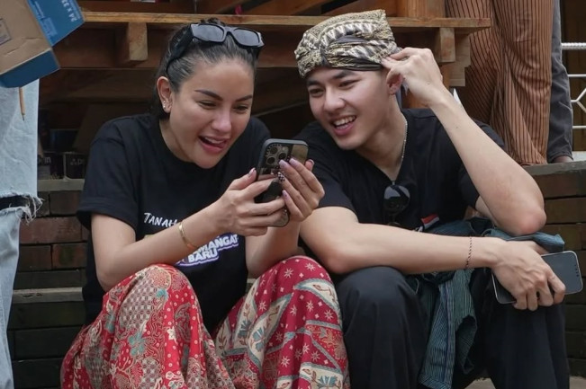 Biodata dan Agama Matthew Gilbert, Gebetan Baru Nikita Mirzani