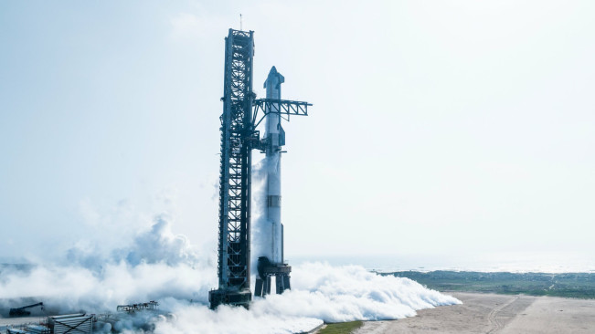 SpaceX Milik Elon Musk Siap Luncurkan Roket Keempatnya!