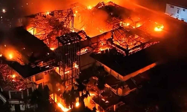 Pasca Dibakar Massa, Estimasi Anggaran Rehabilitasi Gedung DPRD Makassar Sekitar Rp 375 Miliar