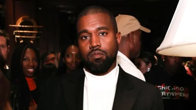 Instagram dan Twitter Blokir Akun Pribadi Kanye West