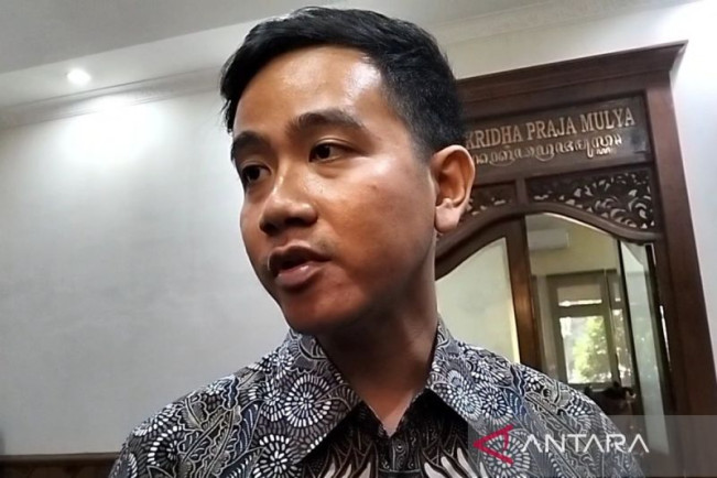 Gibran Sebut Ganjar-Mahfud Pasangan Lengkap dan Berpengalaman