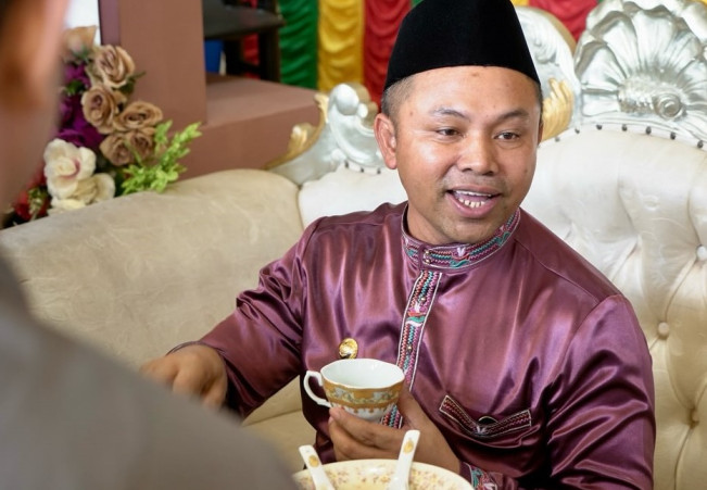Riau Ngaku Defisit Anggaran, Gubernur Abdul Wahid Malah Sat Set Perbaiki Jembatan