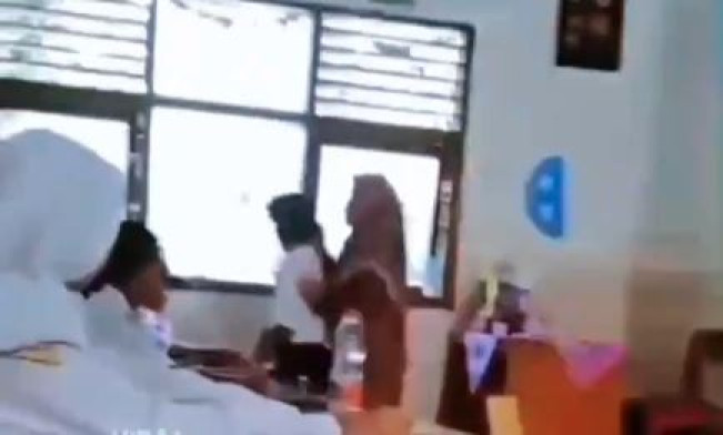 Viral Guru SMP Tempeleng Siswa Berkali-kali Gegara Diduga Tidak Sopan