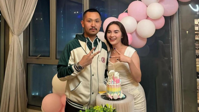 Gusti Ega dan Elina Joerg (instagram)