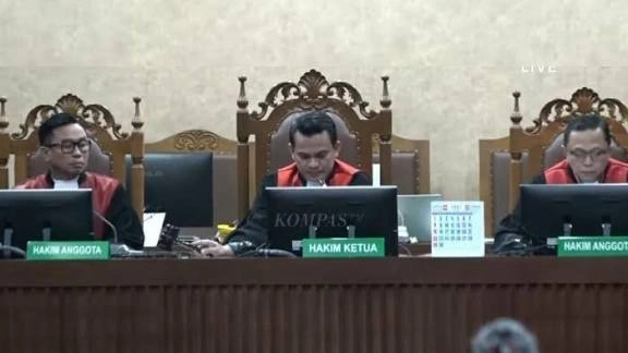 Tiga Hakim Pemvonis Tom Lembong Diperiksa Komisi Yudisial