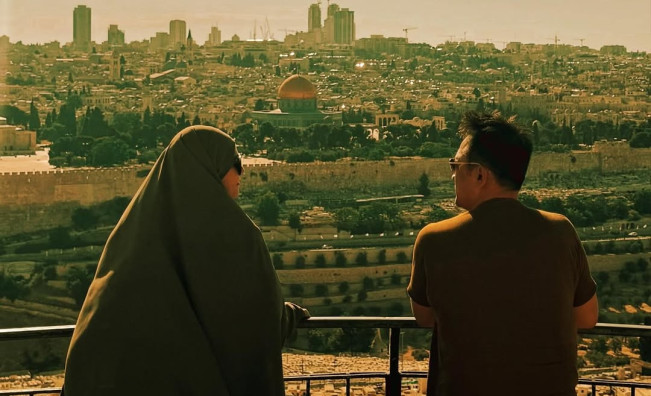Gegara Film Ini Hanung Bramantyo Debat Alot dengan Zaskia Adya Mecca