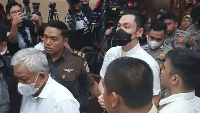 Hakim Bongkar Alasan Vonis Harvey Moeis Lebih Ringan dari Tuntutan Jaksa