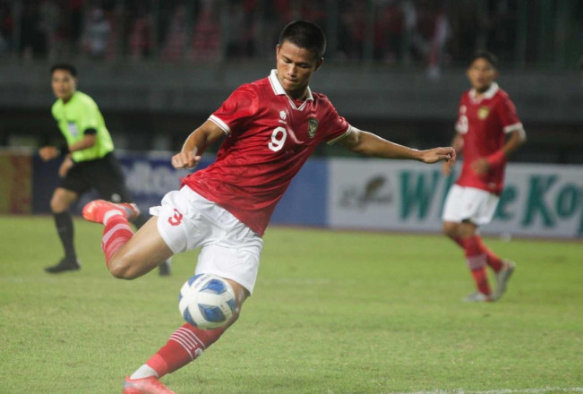 Meski Cetak Empat Gol, Coach Shin Belum Puas dengan Performa Hokky Caraka