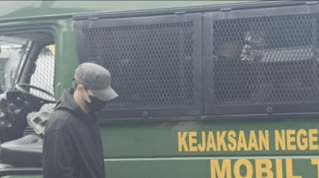 Ijonk resmi ditahan di Lapas Pemuda kelas IIA (14/7)[Selvianus Kopong Basar]