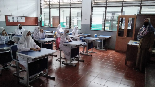 Di Tangsel, 43 Warga Sekolah Terpapar Covid-19 sejak PTM Dibuka