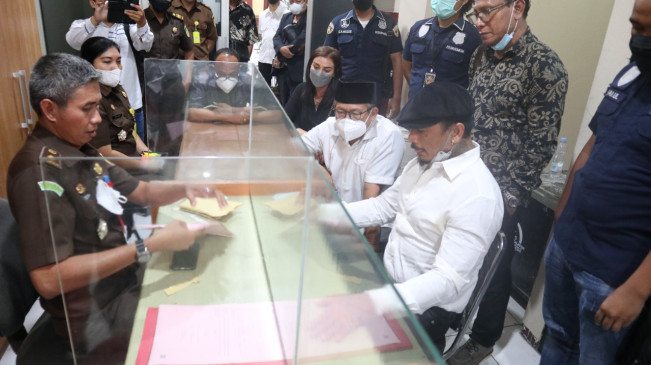 Jerinx SID Dituntut JPU Selama 2 Tahun Penjara dan Denda Rp 50 Juta