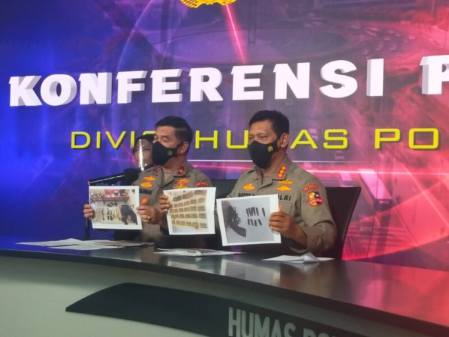 Polri Sebut 24 Terduga Teroris Berbaiat Melalui Grup Aplikasi Pesan