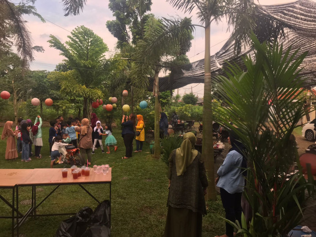AlvandraÃ¢â‚¬â„¢s Kitchen, Spot Kuliner Anti Ngadep Tembok