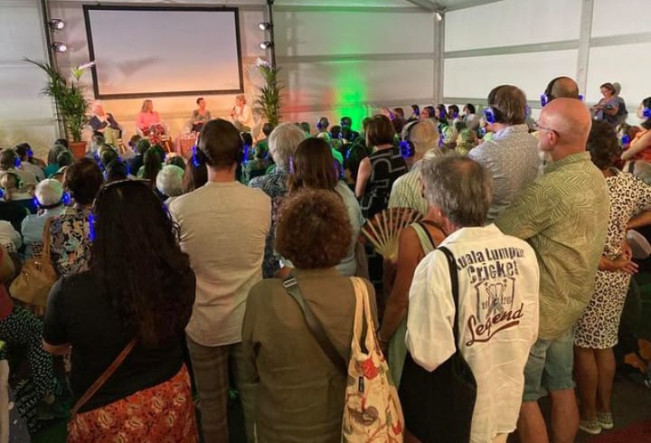 Mengenal Indonesia Melalui Tong-tong Fair di Den Haag