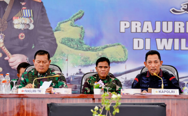 Kapolri: TNI-Polri Kawal Kebijakan Pemerintah Terkait Pembangunan Papua