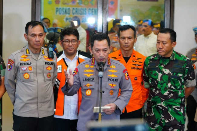 Kapolri Apresiasi Kerja Keras Tim Gabungan Usai Berhasil Evakuasi Kapolda Jambi